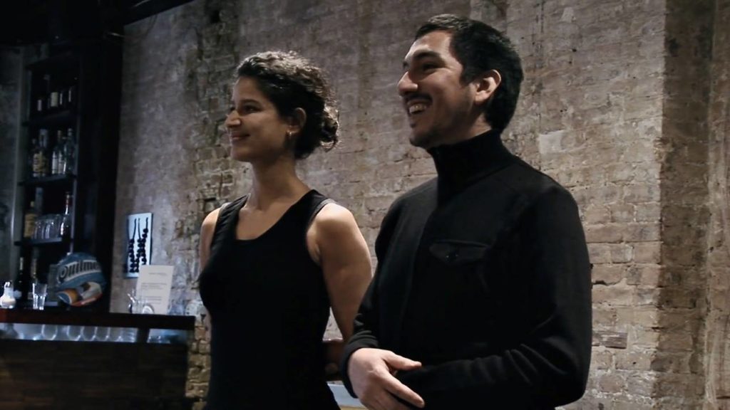 Con el Tango an Urquiza documentary film scene with Ester Duarte and Chiche Núñez in a rehearsal in Salón Urquiza, Berlin
