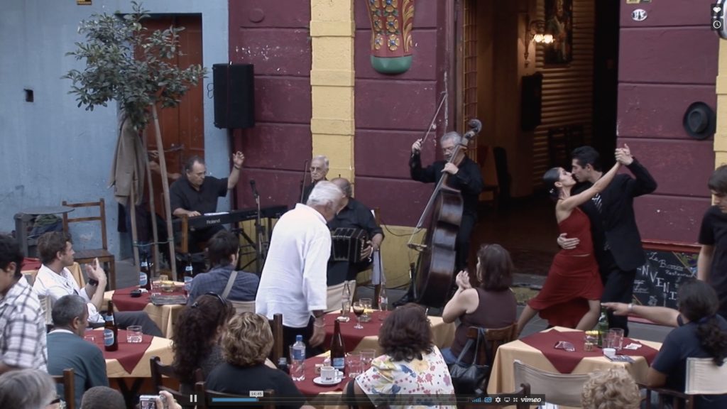 Con el Tango an Urquiza documentary film scene with a tango show in la Boca Buenos Aires